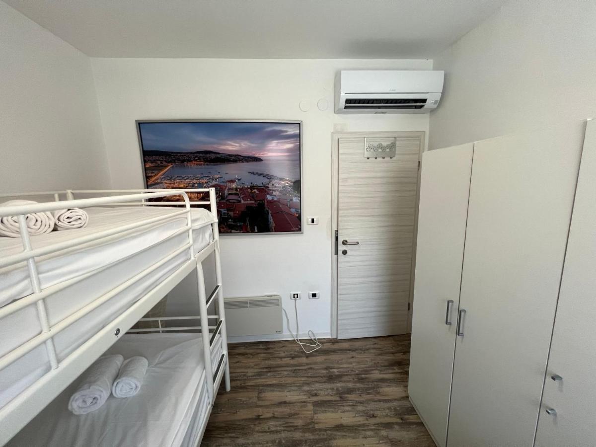 Hostel Old Court Koper Zewnętrze zdjęcie